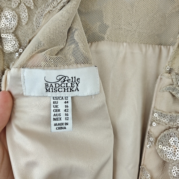 Badgley Mischka Belle Sequin Bell Sleeve Formal Mini Dress 12 Bridal Gown Gold - Picture 13 of 14